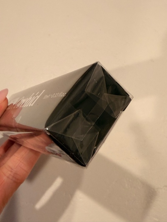 COMMODITY Milk Orchid Expressive Eau de Parfum Travel Spray - Picture 9 of 10